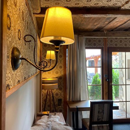Hotel Veveri Veverská Bítýška Kültér fotó